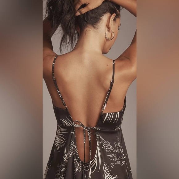 Bishop + Young Nora Wide Leg Jumpsuit Palm Print Size M NWT Back Tie - Picture 4 of 8